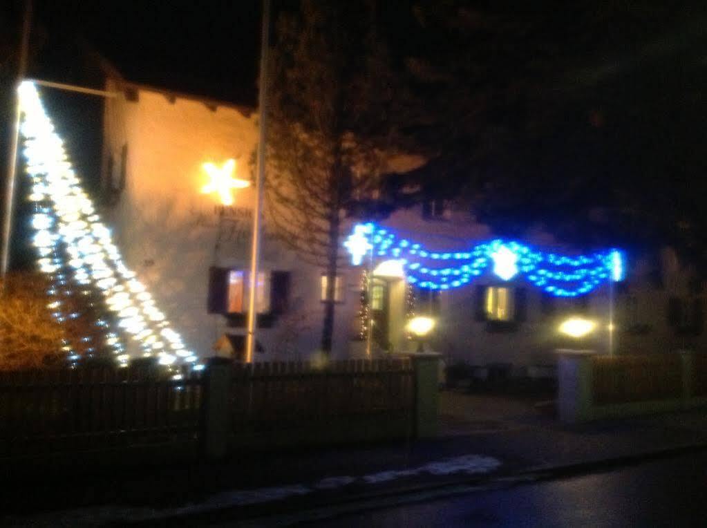 Haus Hollental Hotel Garmisch-Partenkirchen Eksteriør billede